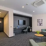 Rosslyn Dimyat 4* וארנה