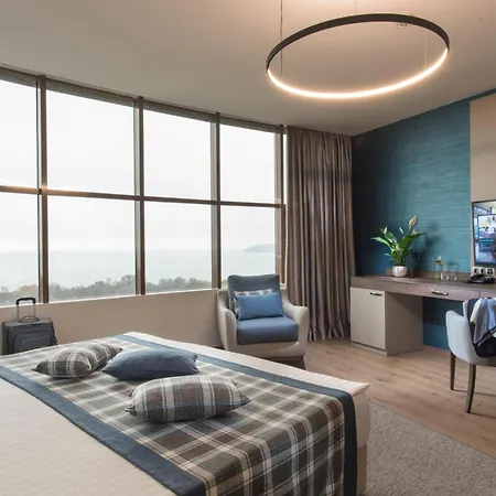 فندق روسلين ديميات