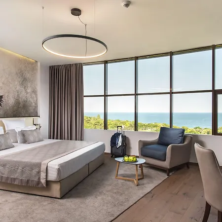 рослин димят Хотел