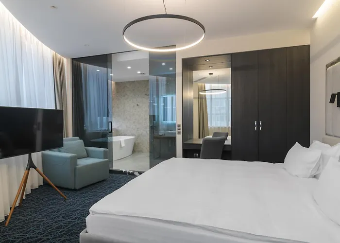 Rosslyn Dimyat Hotell