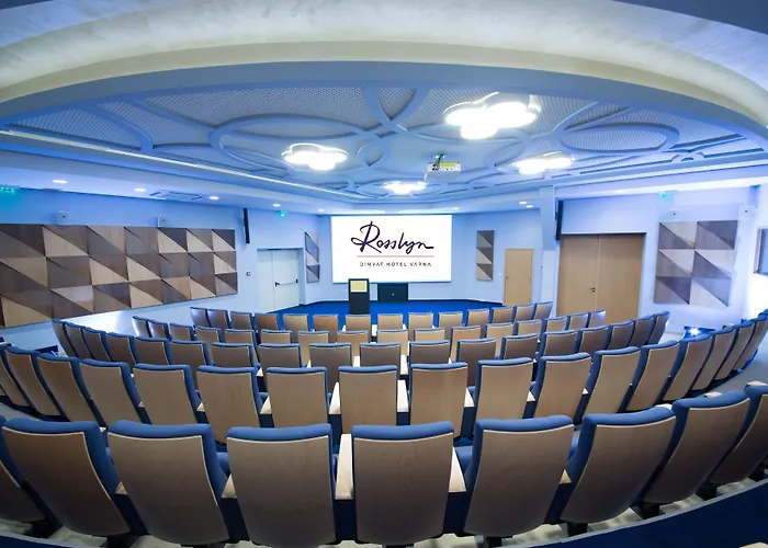 Rosslyn Dimyat Hotel