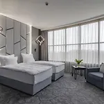 Hotel Rosslyn Dimyat Warna
