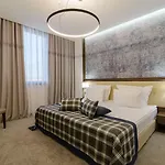 Hotel Rosslyn Dimyat Warna